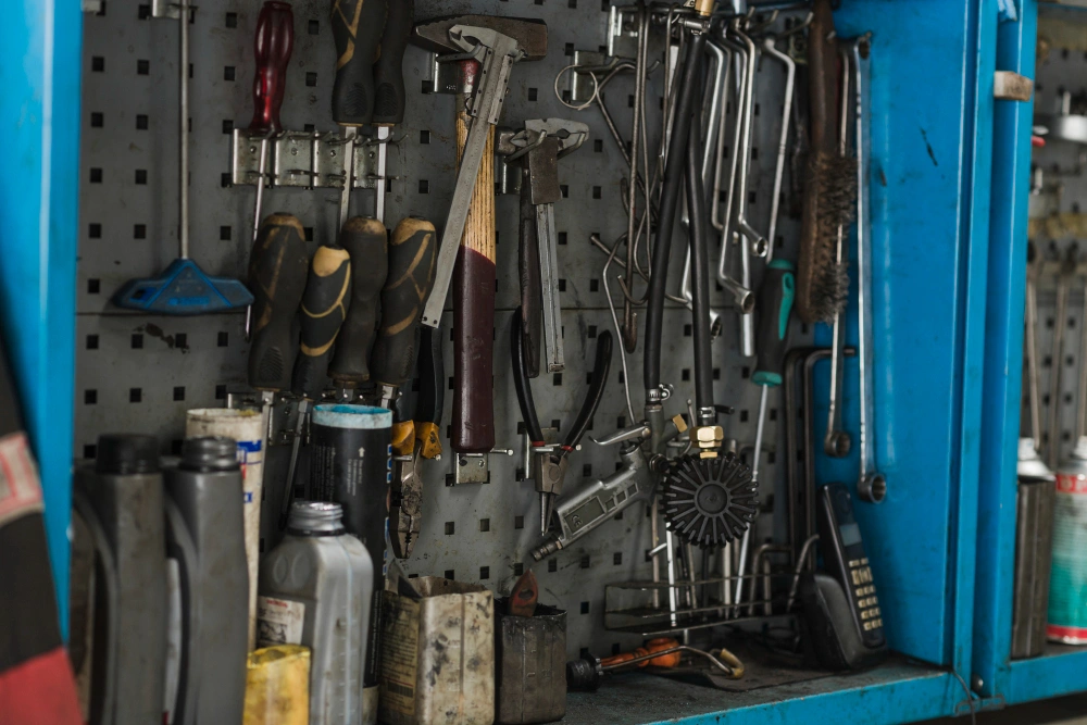Industrial tools and machinery Intrinsic Valuables Trading Fze